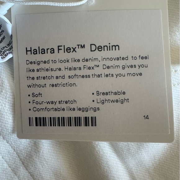 HALARA Flex Denim in winter white! FLEX DENIM is so comfy cute and FLATTERING 🔥 - Picture 3 of 15